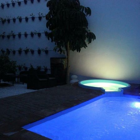 Apartamentos Casa-Patio Las Palmeras กอร์โดบา ภายนอก รูปภาพ